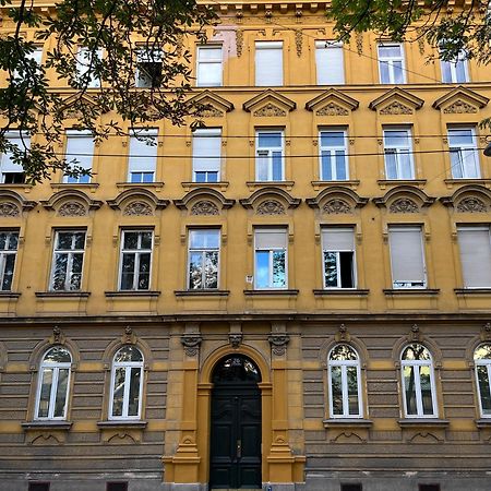Luxury Stay Вена Экстерьер фото